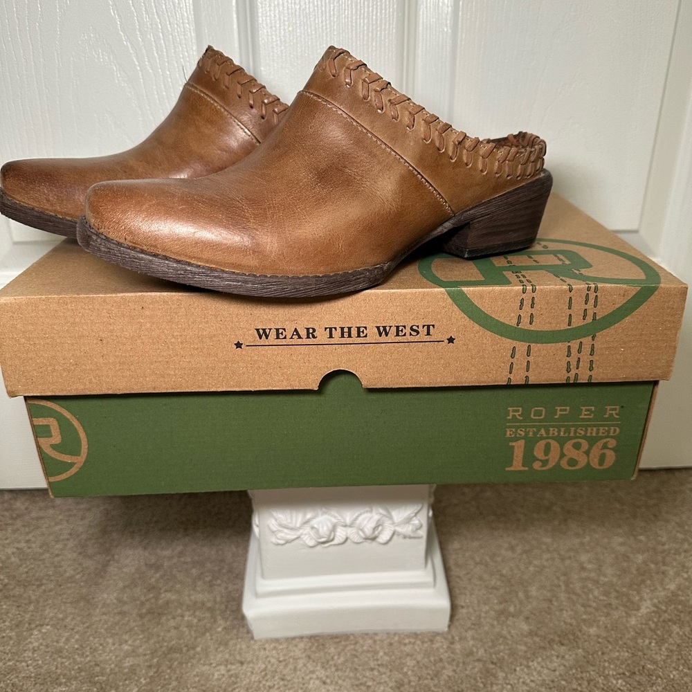 Roper Tan Leather Slip-On Shoes